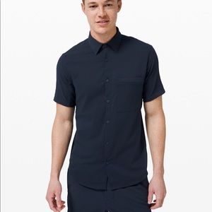 Lululemon mens street lite shirt